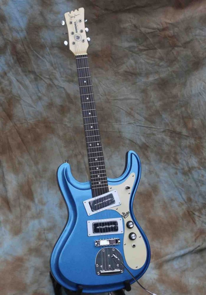 Custom Ramones Electric Guitar with Kinds Colors