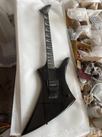 Custom Jack-son Electric Guitar with Ebony Fretboard in Black Color