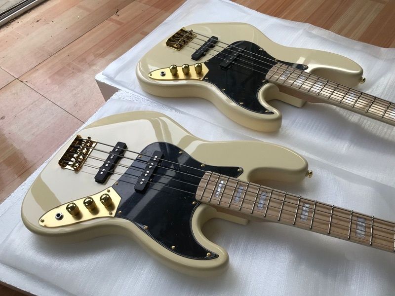 2022 High Quality 4 Strings JAZZ BASS in Cream Body Color with Gold Hardware