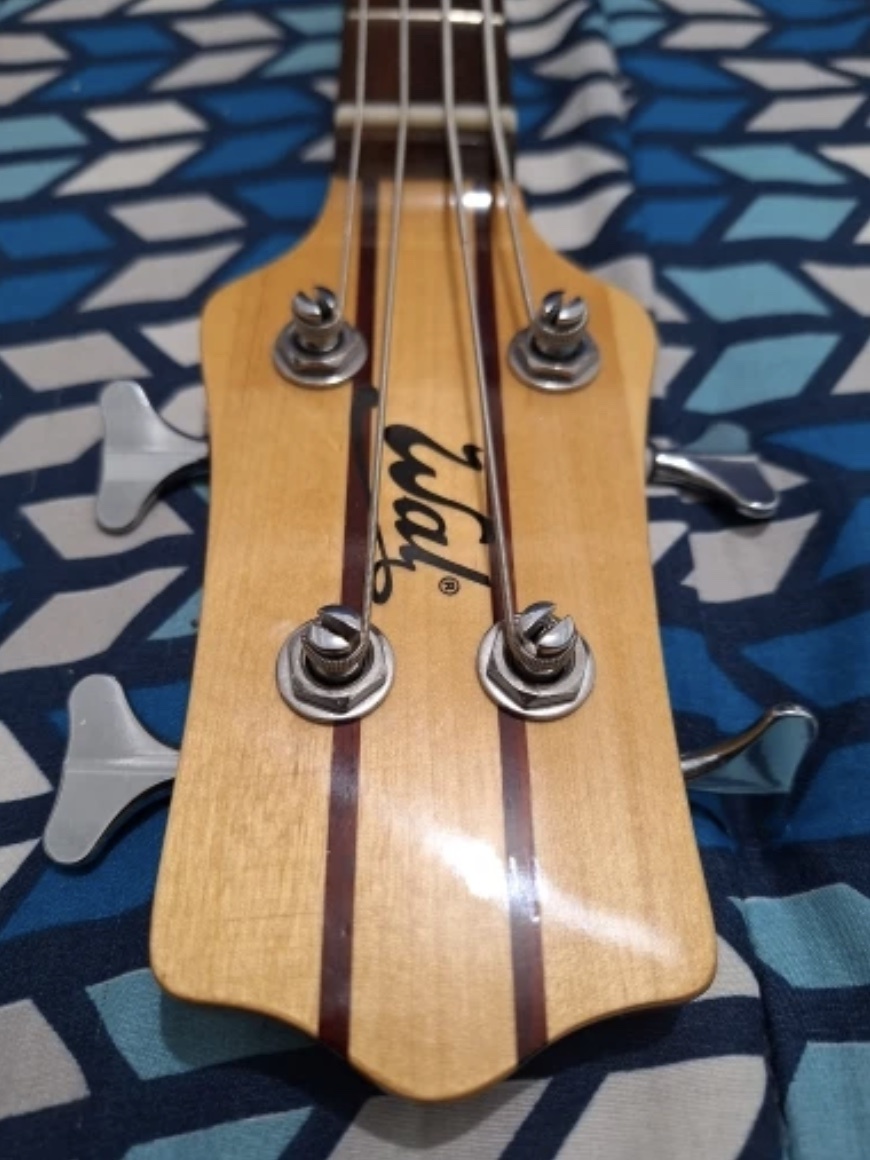 Custom Wal Style 4 Strings Electric Bass Accept Bass And Guitar Oem 8725