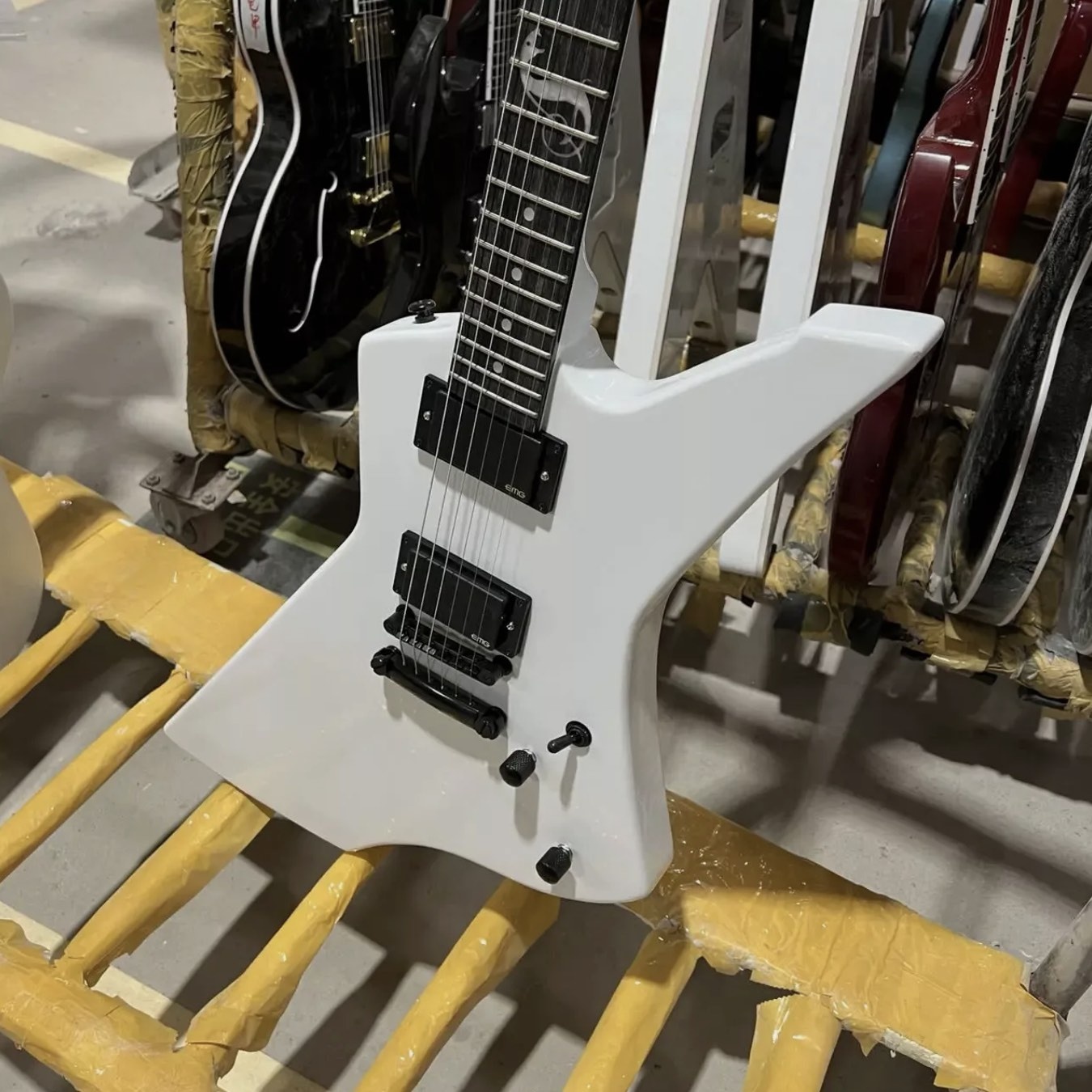 Custom Esp Electric Guitar Rosewood Fingerboard In White Color High Quality Irregular Grand 1783