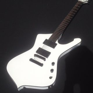 White Color Electric Guitar with Mahogany Solid and Ebony Fingerboard