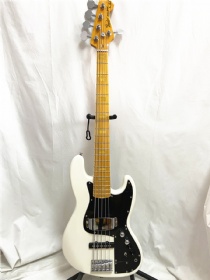 Custom Classic Vintage Cream White Color 5 Strings Electric Bass with Maple Xylophone Neck and Black Guard