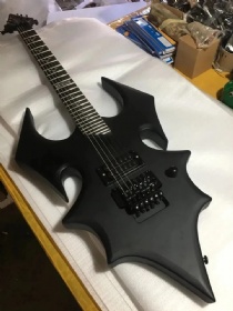 Custom Standard Bat 6 Strings Electric Guitar with Black Hardware