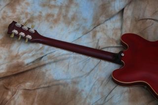 Custom GLP Semi Hollow Body 335 Electric Guitar Red Jazz Gutiar with Semi-Glossy Light Aged Color